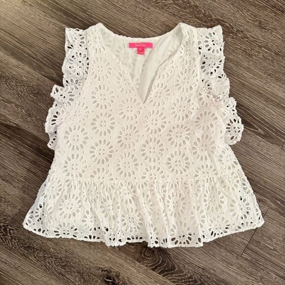 Lilly Pulitzer Tops - Lilly Pulitzer Jerilynn Flutter Sleeve Eyelet Top